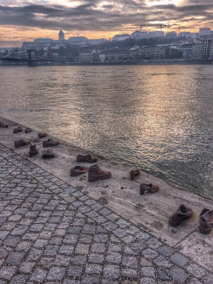 Shoes by the Danube 2 min