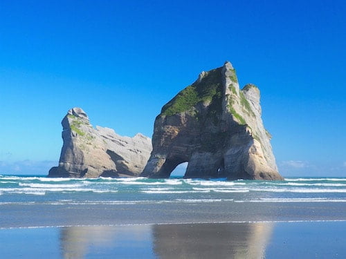 3 NEW ZEALAND WALKS YOU WONT WANT TO MISS