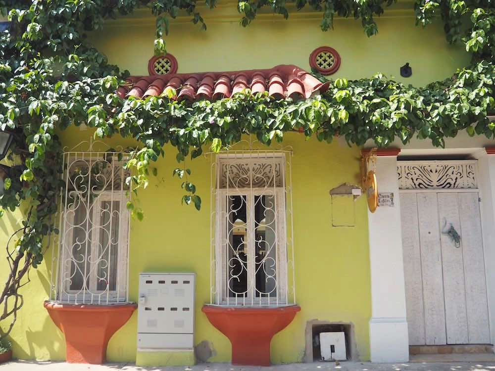 Yellow painted house in Cartagena