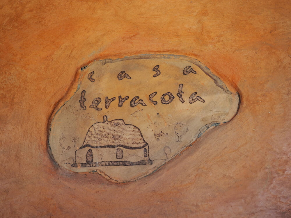 Casa Terracota door sign