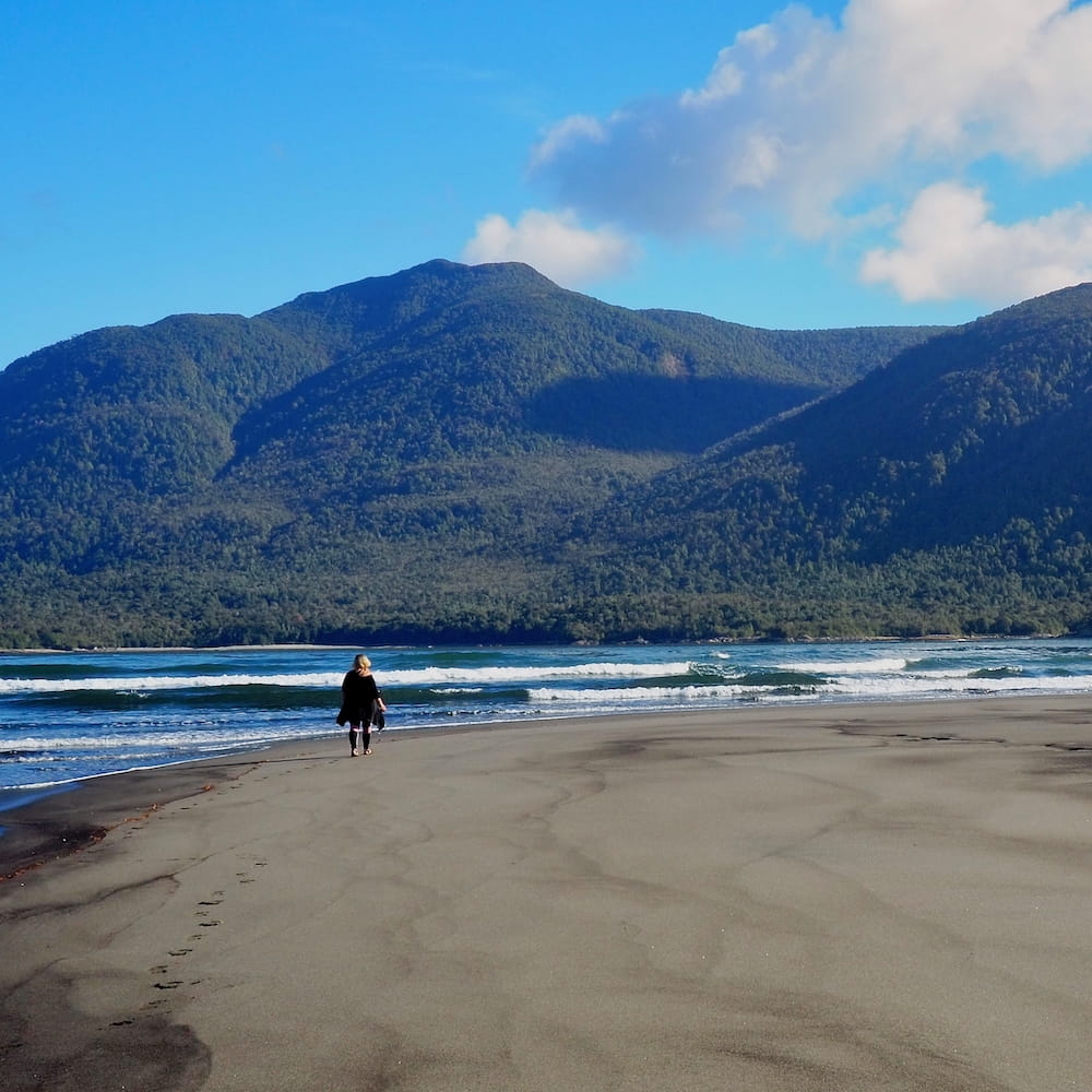 The ocean side beach 