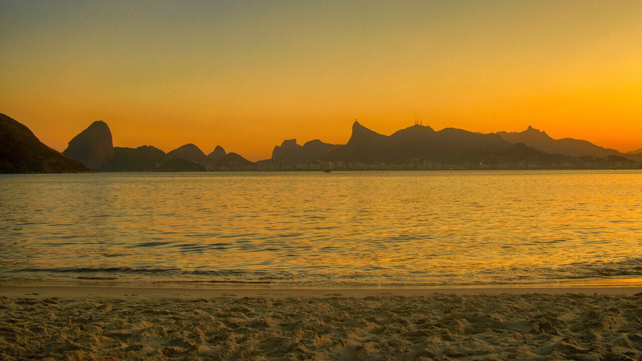 View of Rio from Icarai Beach